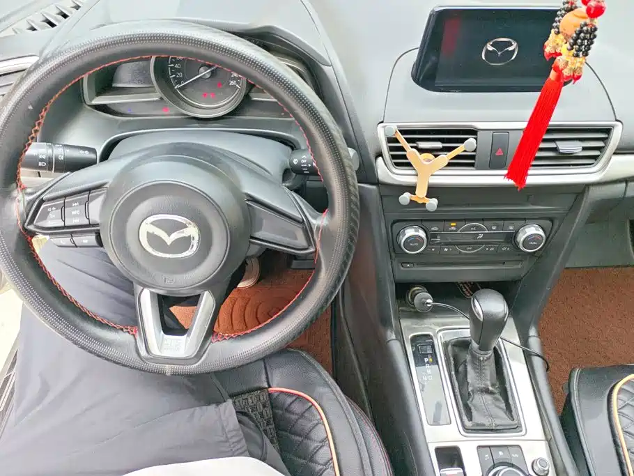 Mazda 3 Angkesela 2017 — фото 12