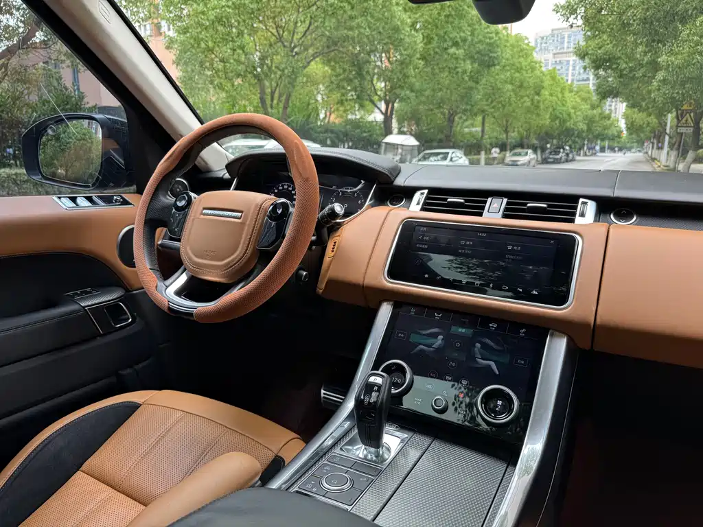 Land Rover Sport 2018 — фото 12