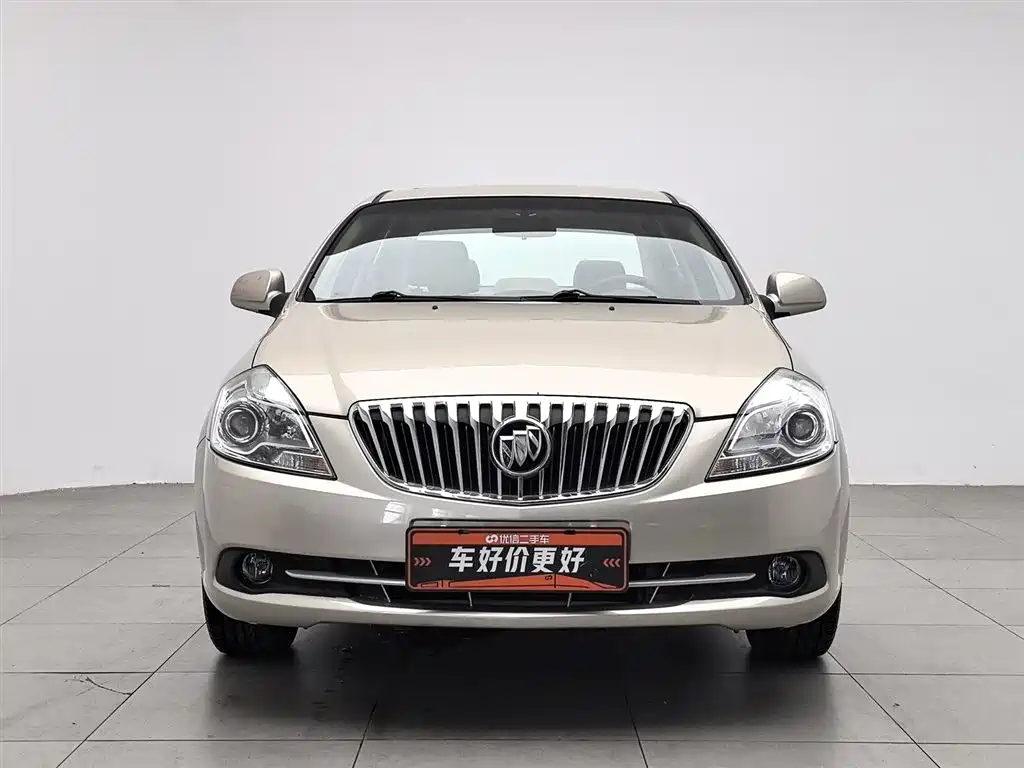 Buick Excelle 2015 — фото 3