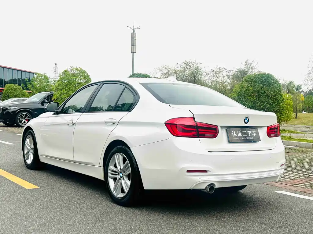 BMW 3 Series 2017