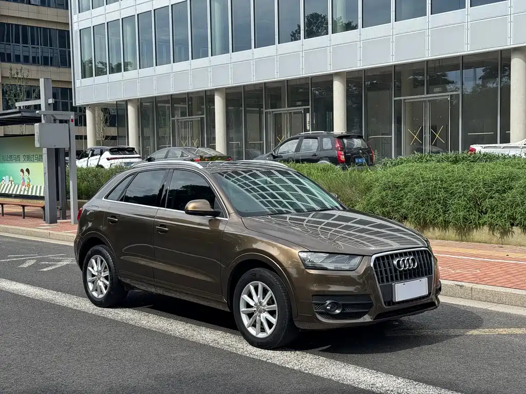 Audi Q3 2013