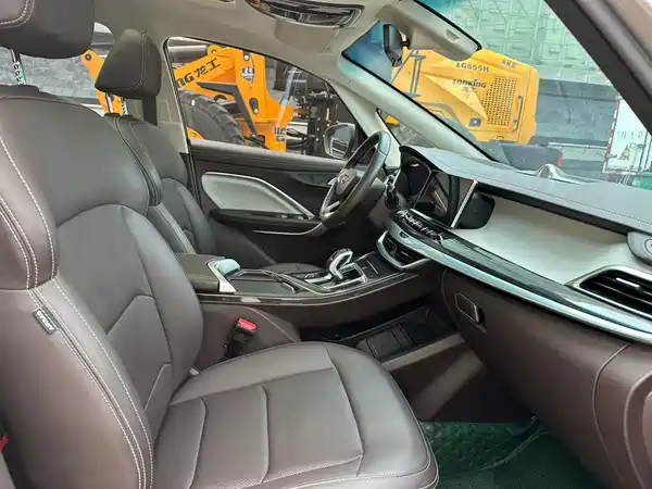 Geely Jiaji 2020