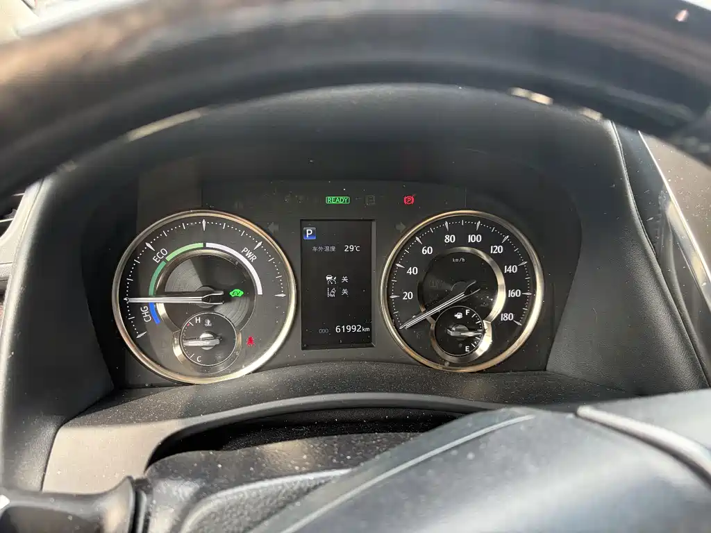 Toyota Alphard 2021 — фото 8