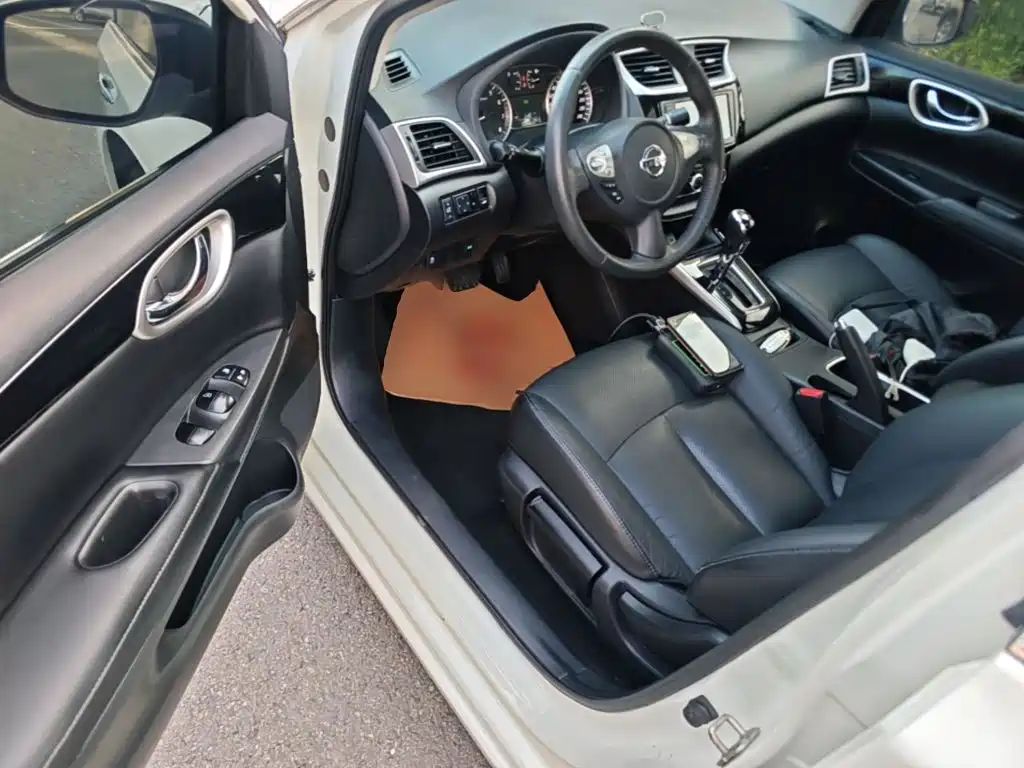 Nissan Sylphy 2018 — фото 16