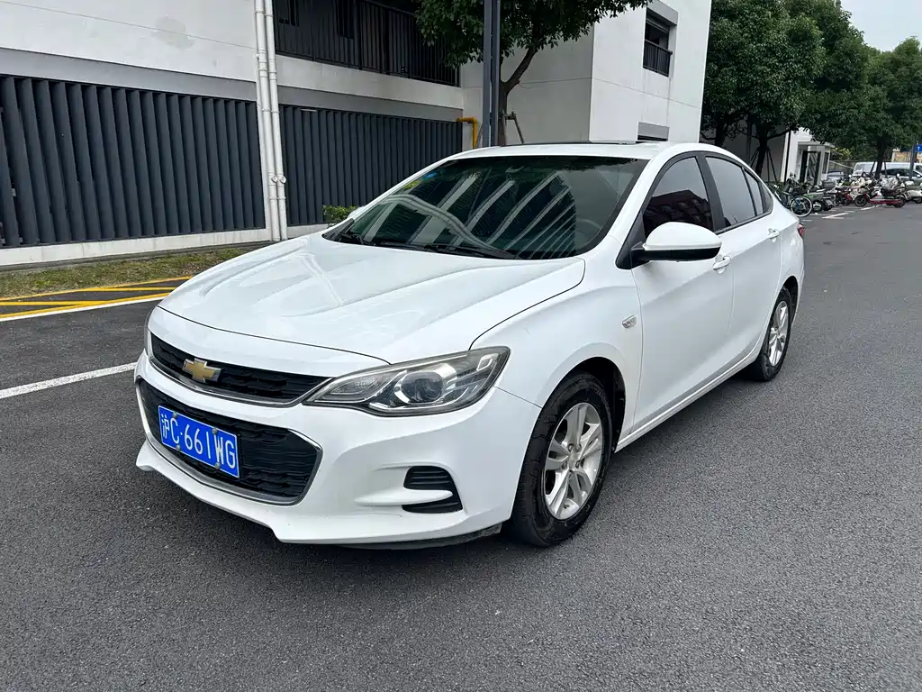 Chevrolet Cavalier 2018 — фото 1