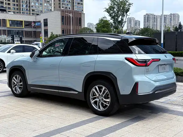 NIO ES6 2020