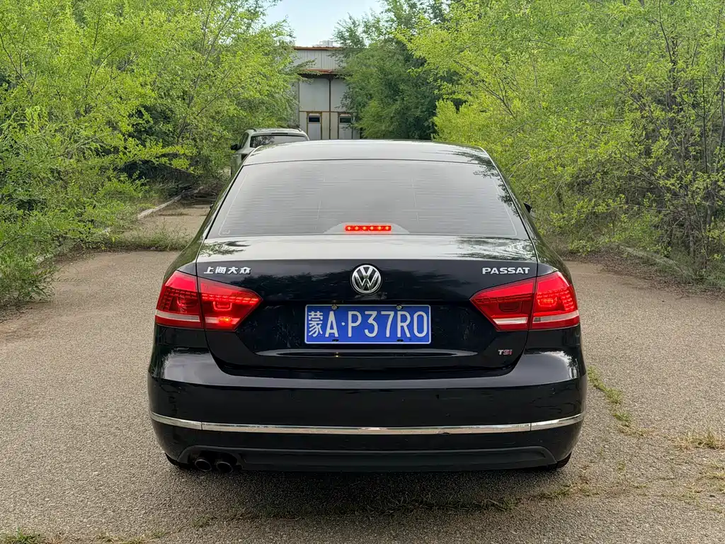 Volkswagen Passat 2015 — фото 9