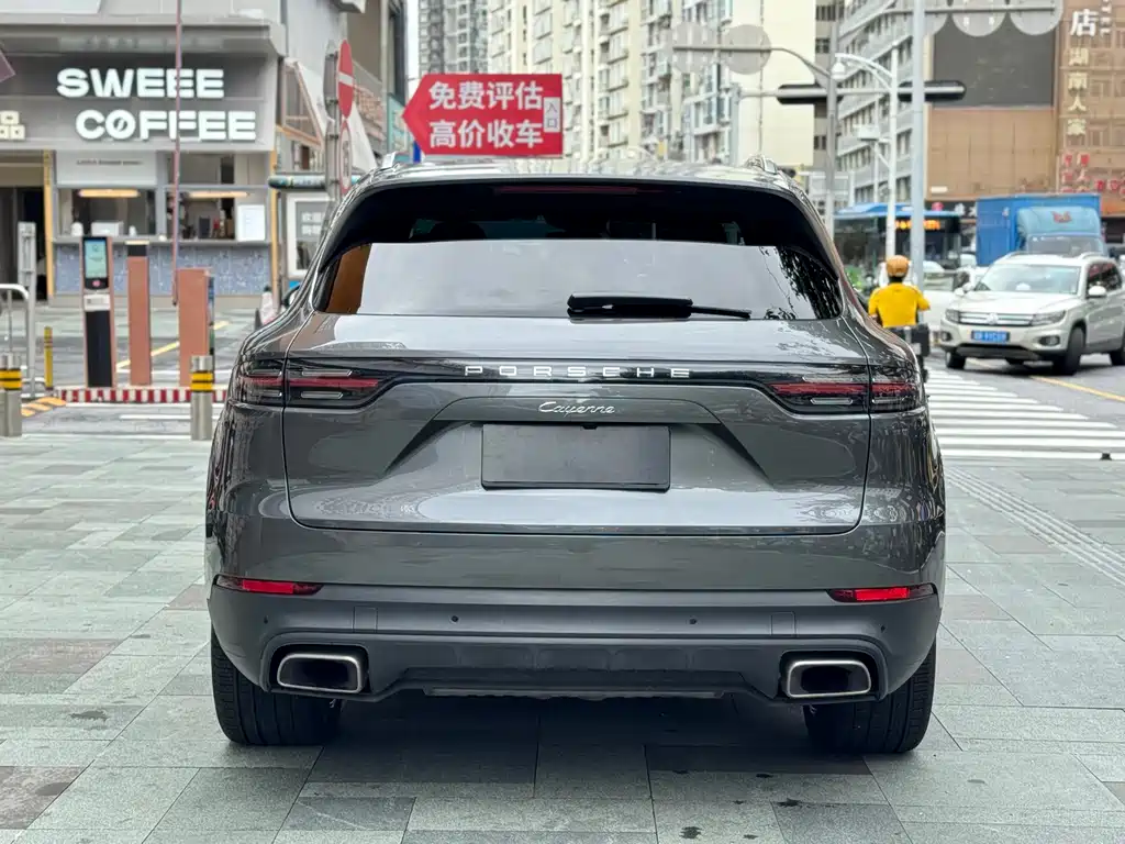 Porsche Cayenne 2019 — фото 8