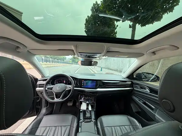 Volkswagen Passat 2022