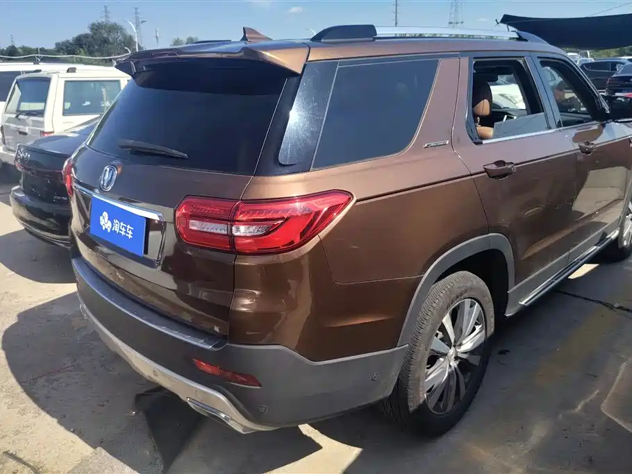 Changan CS95 2017 — фото 3
