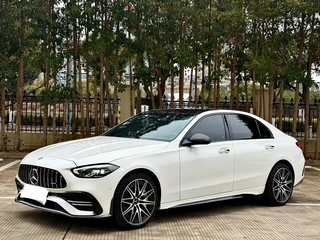 Mercedes-Benz C-Class 2025 — фото 2
