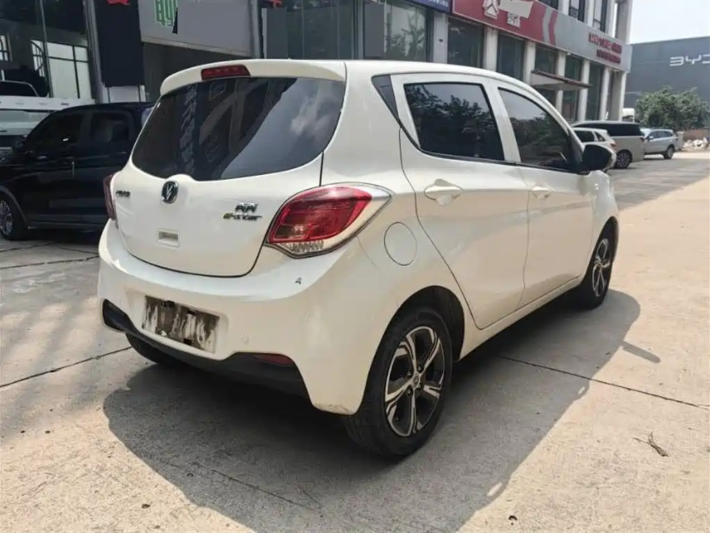 Changan Benben E-Star 2021 — фото 6