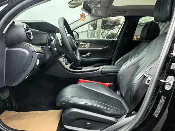 Mercedes-Benz E-Class 2019