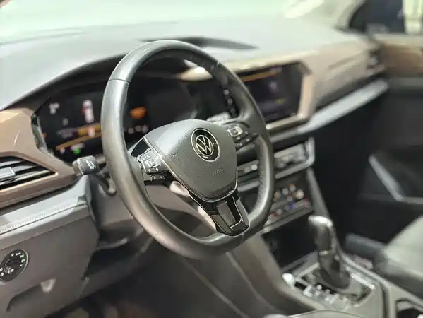 Volkswagen Tharu 2022