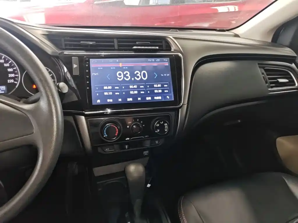 Honda City 2018 — фото 10
