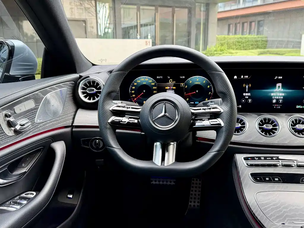 Mercedes-Benz CLS 2022 — фото 20