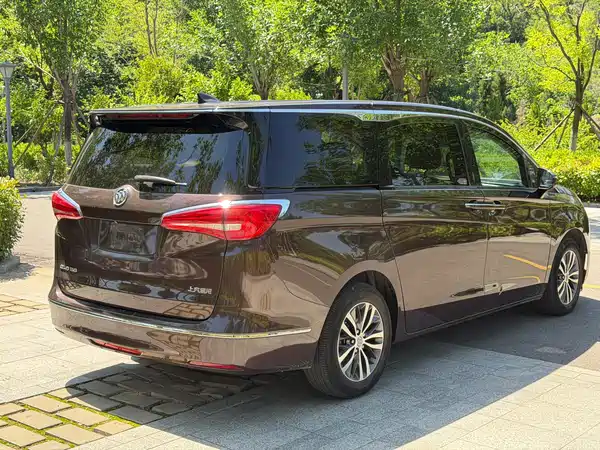Buick GL8 2017