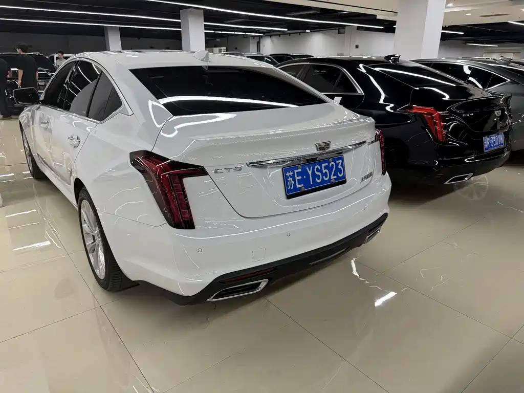 Cadillac CT5 2020 — фото 2