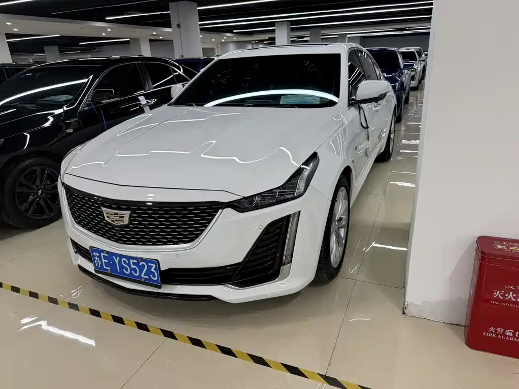 Cadillac CT5 2020 — фото 1