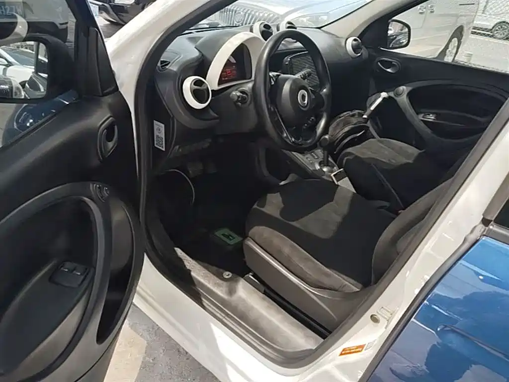 smart Forfour 2018 — фото 16