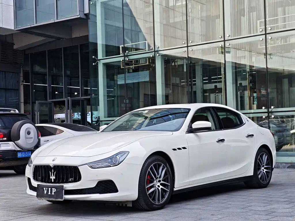 Maserati Ghibli 2018 — фото 4