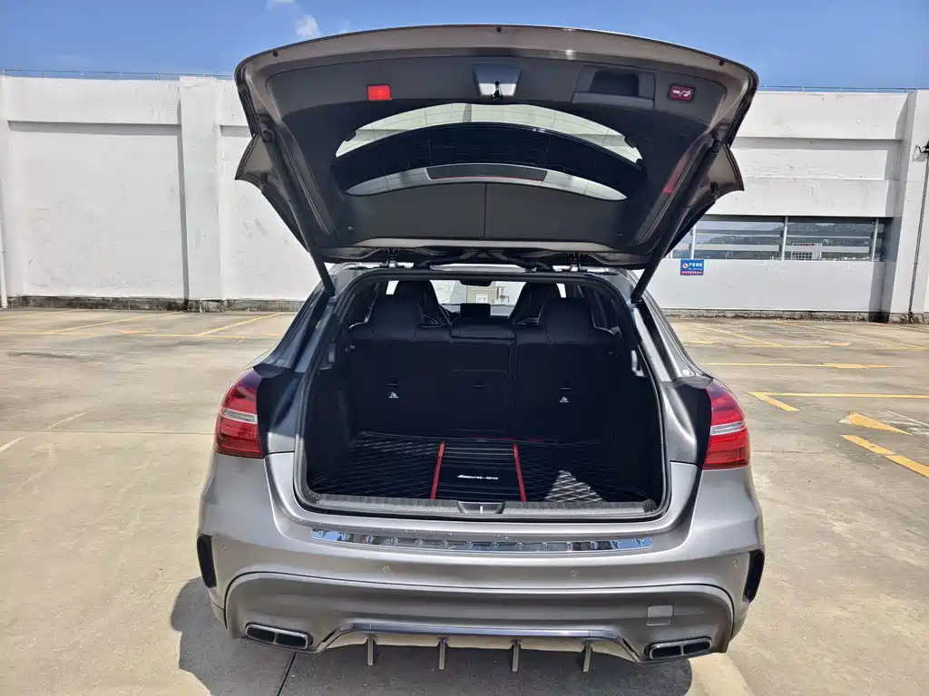 Mercedes-Benz GLA AMG 2017 — фото 14