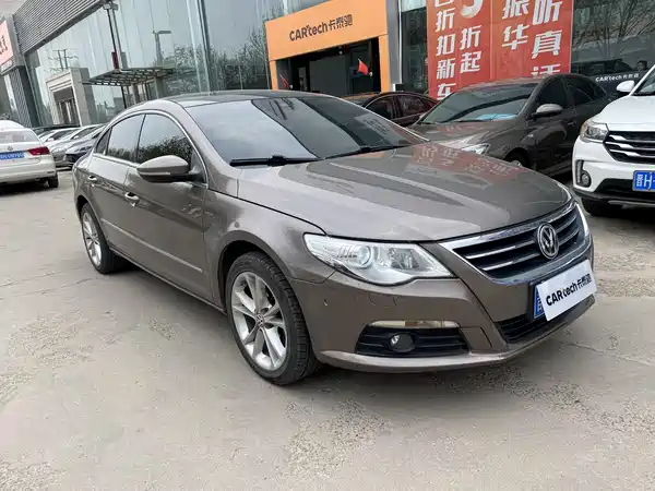 Volkswagen CC 2011