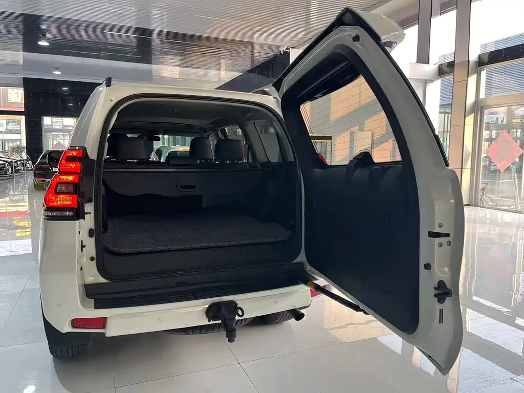 Toyota Prado 2019 — фото 20
