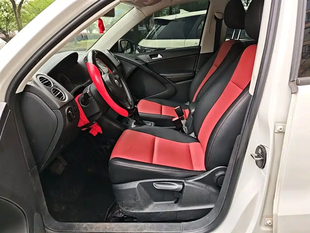 Volkswagen Tiguan 2019 — фото 15