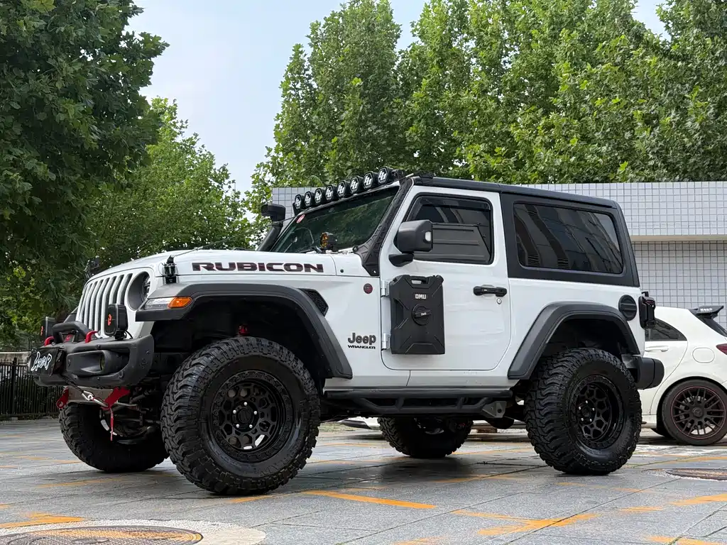 Jeep Wrangler 2021 — фото 8