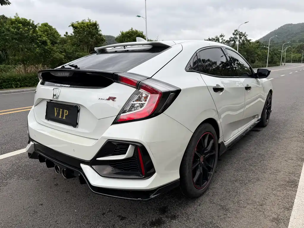 Honda Civic 2020 — фото 17
