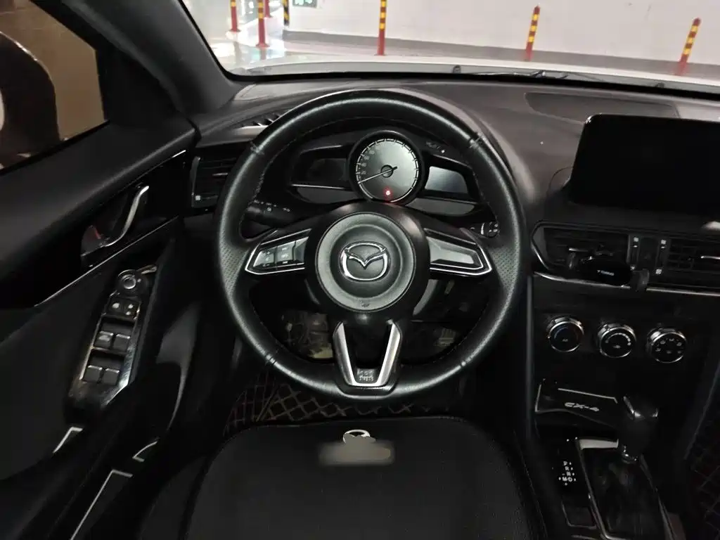 Mazda CX-4 2020