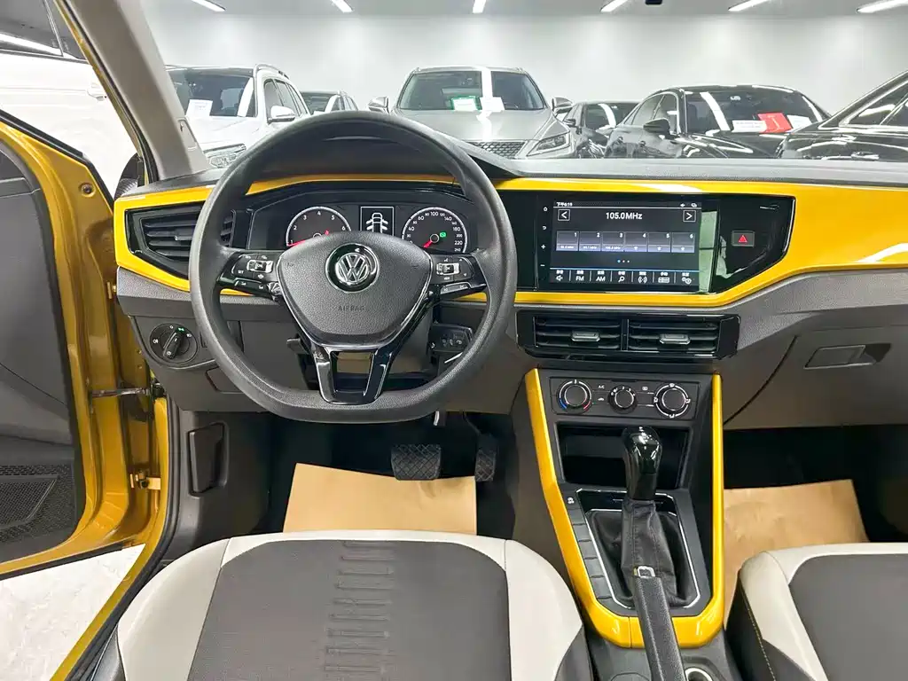 Volkswagen Polo 2019 — фото 16