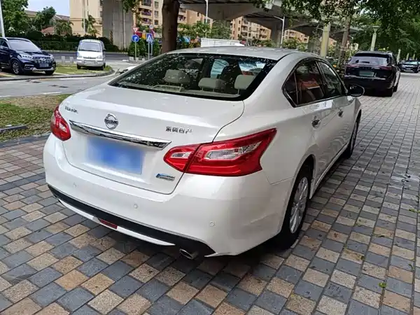 Nissan Teana 2016