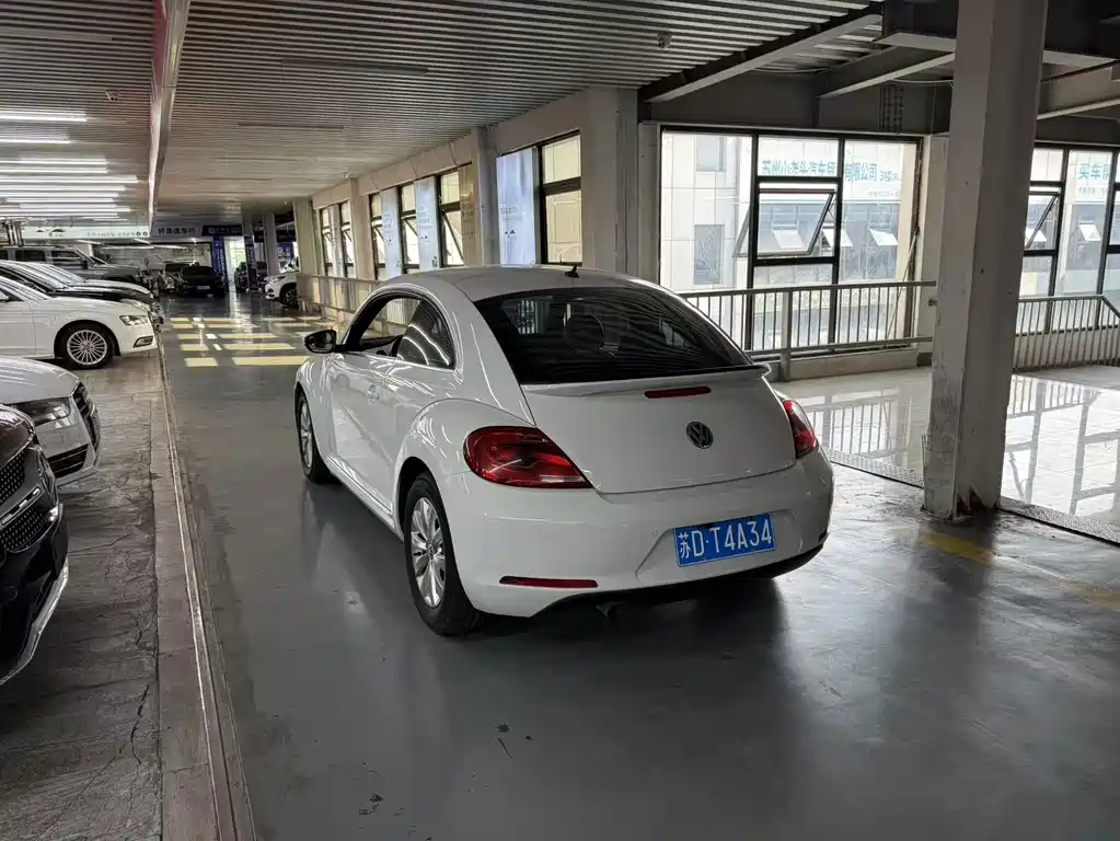 Volkswagen Beetle 2016