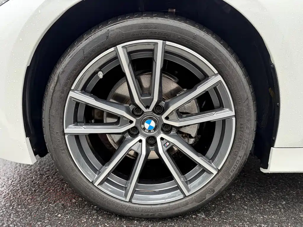 BMW 3 Series 2023 — фото 15