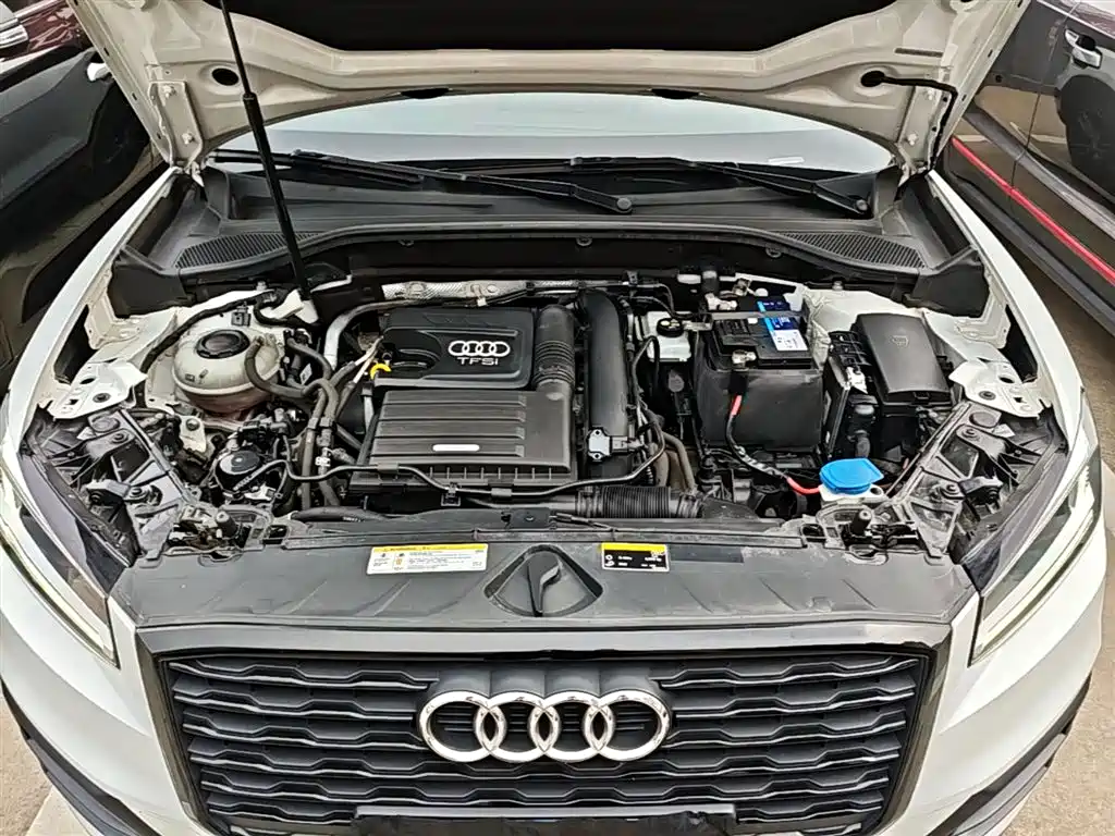 Audi Q2L 2021 — фото 20