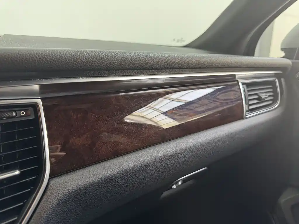 Porsche Macan 2014 — фото 11