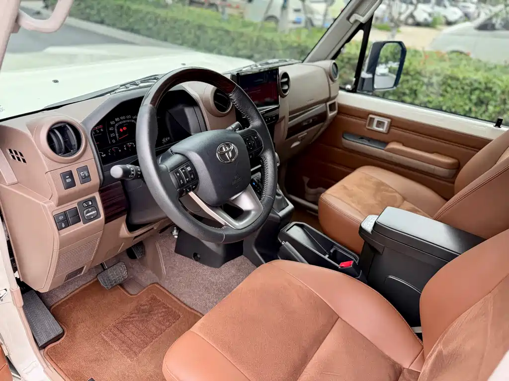Toyota Land Cruiser 2025 — фото 8