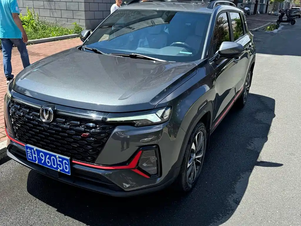 Changan CS35PLUS 2023 — фото 1
