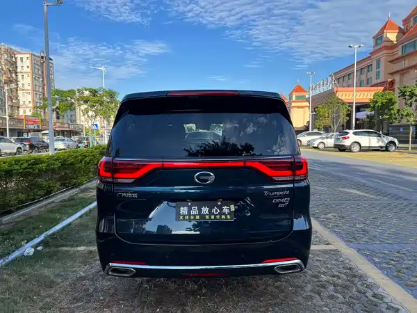 GAC Trumpchi M8 2018