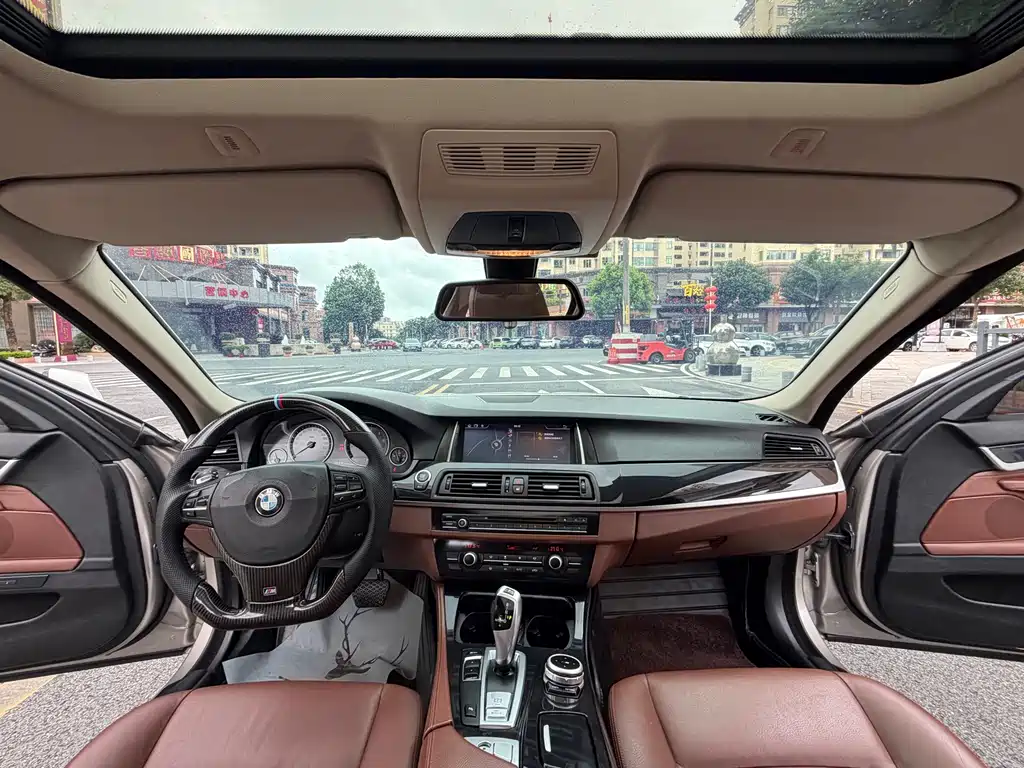 BMW 5 Series 2015 — фото 5