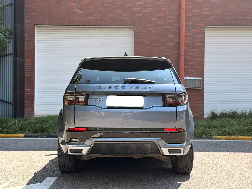Land Rover Discovery Sport 2021 — фото 8
