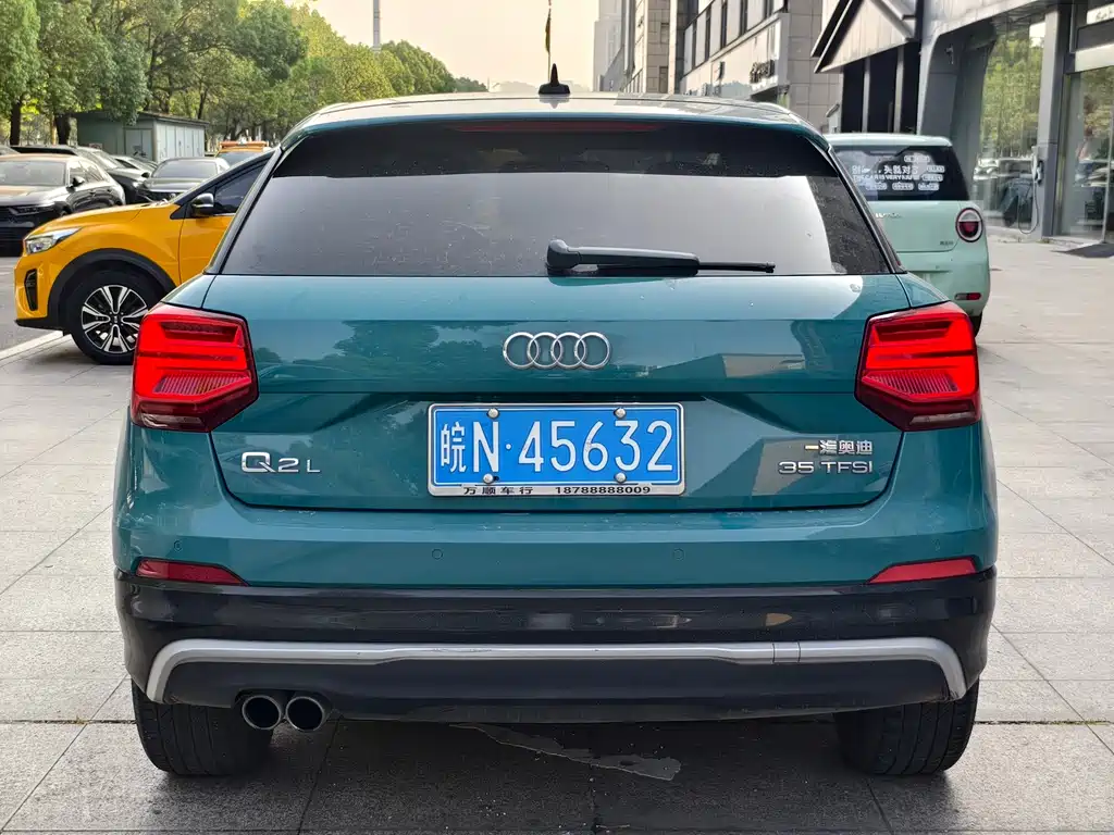 Audi Q2L 2019 — фото 8