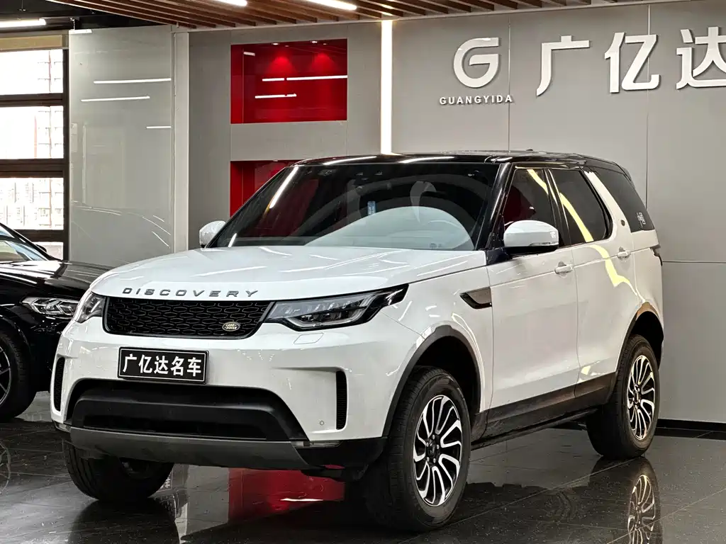 Land Rover Discovery 2018 — фото 1