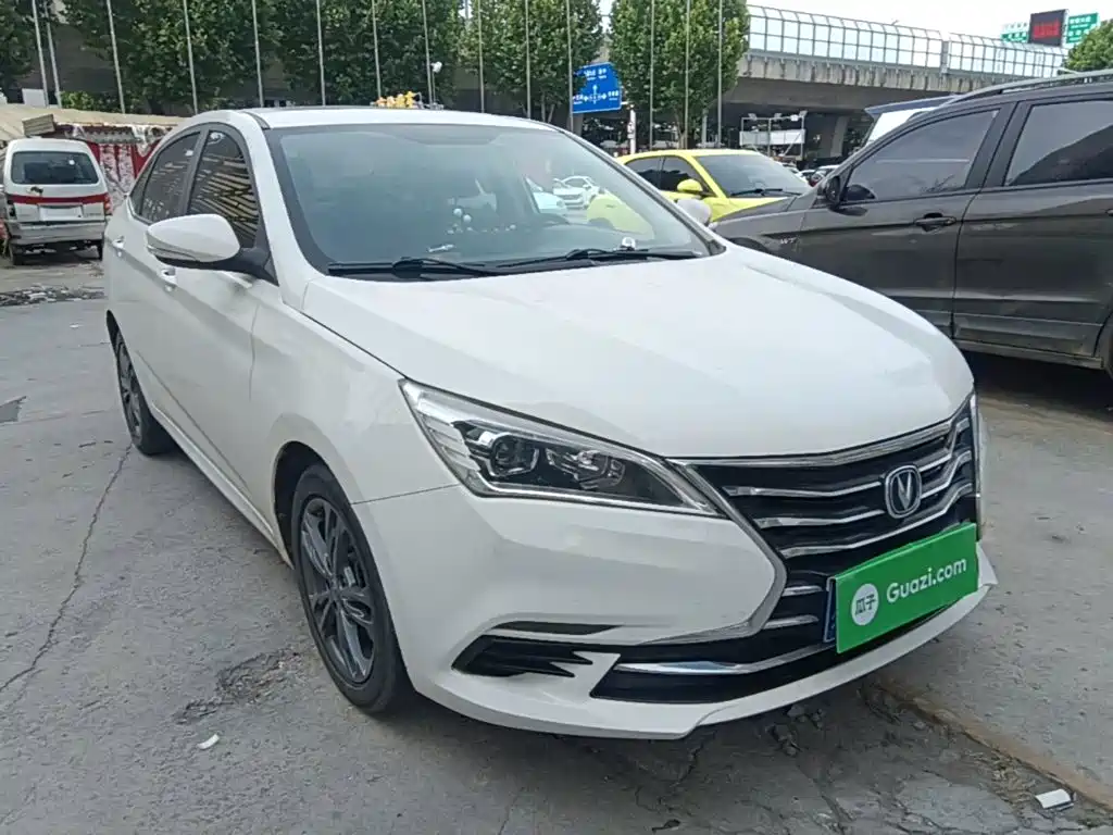 Changan Eado DT 2019 — фото 4