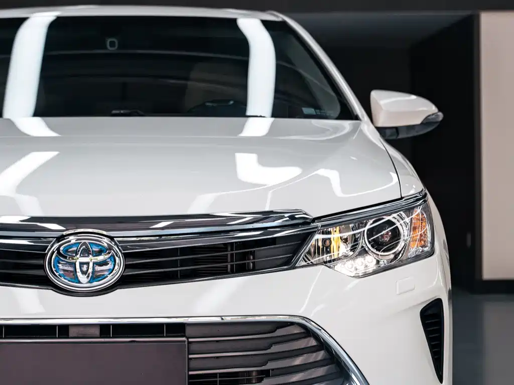Toyota Camry 2016 — фото 5