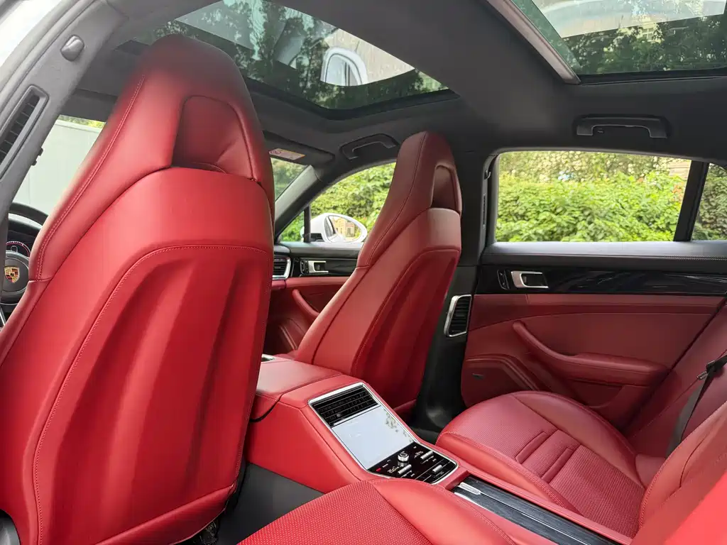 Porsche Panamera 2019 — фото 11