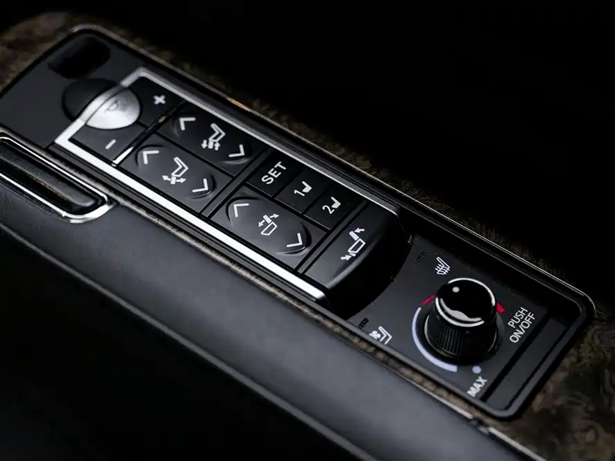 Toyota Vellfire 2021 — фото 20