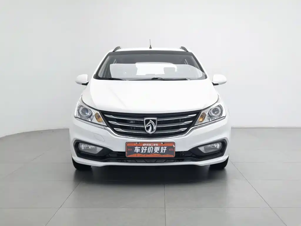 Baojun 310 2016